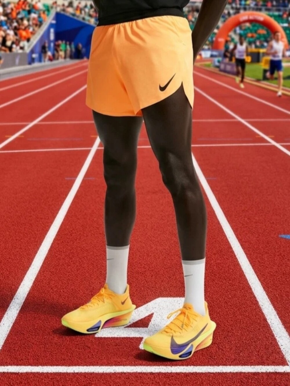 Nike Dri-FIT ADV AeroSwift 4" Running Shorts Yellow
